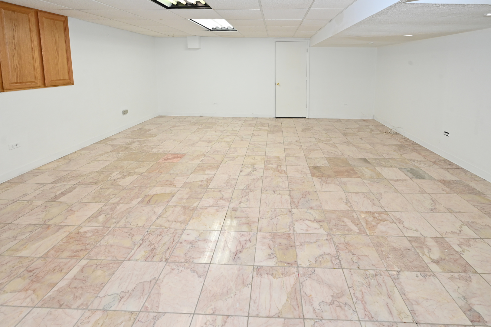 500 Greenview Lane Wheeling, IL 60090 - Photo 22 of 51 a view of empty room