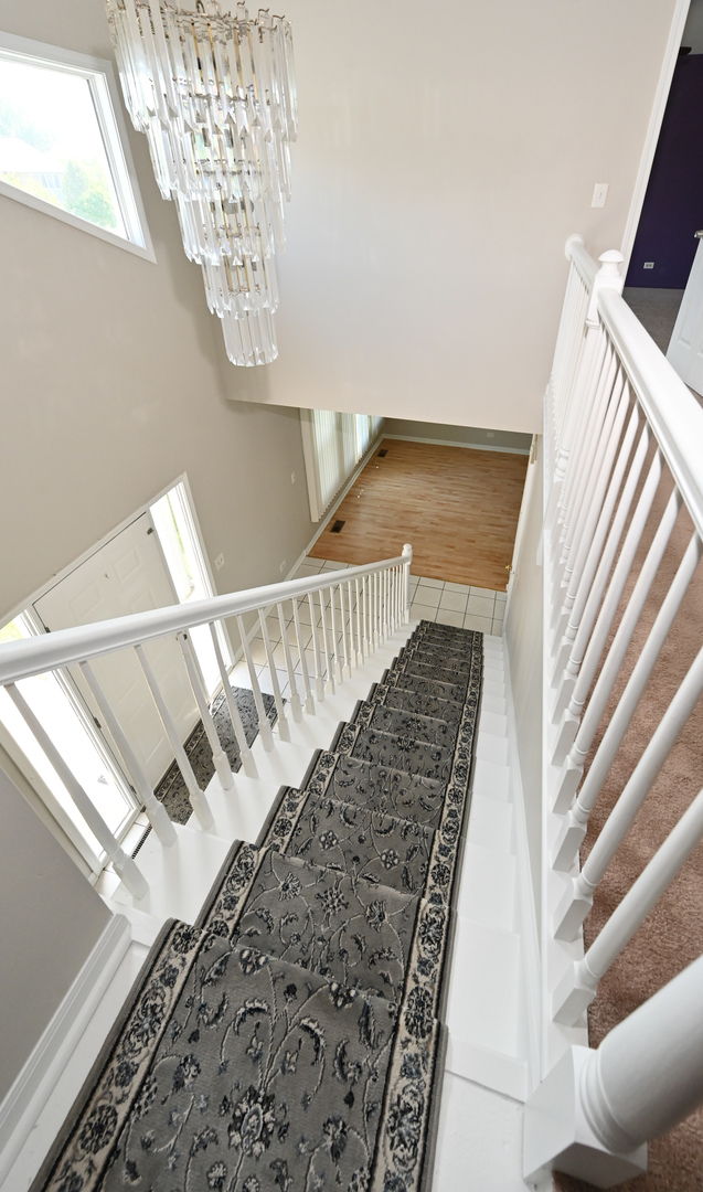 500 Greenview Lane Wheeling, IL 60090 - Photo 45 of 51 a view of entryway