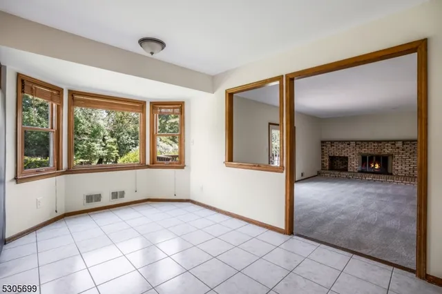 $3,800 | 34 Willow Brook Lane, Annandale, NJ 08801