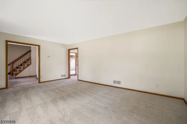 $3,800 | 34 Willow Brook Lane, Annandale, NJ 08801