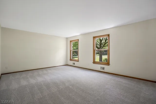 $3,800 | 34 Willow Brook Lane, Annandale, NJ 08801