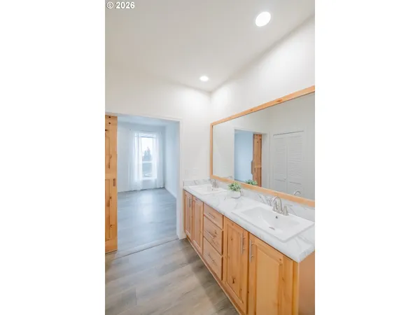 $647,000 | 25589 Cemetery Road, Monroe, OR 97456