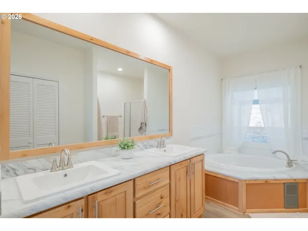 $647,000 | 25589 Cemetery Road, Monroe, OR 97456