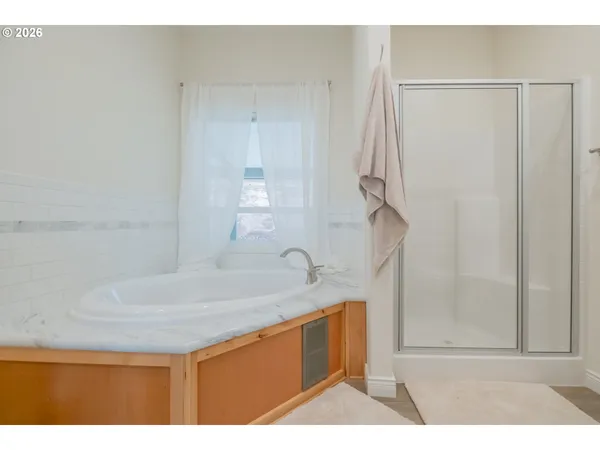 $647,000 | 25589 Cemetery Road, Monroe, OR 97456