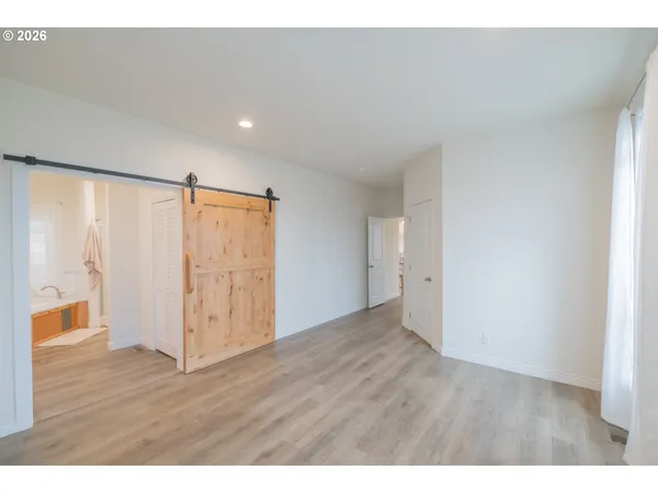 $647,000 | 25589 Cemetery Road, Monroe, OR 97456