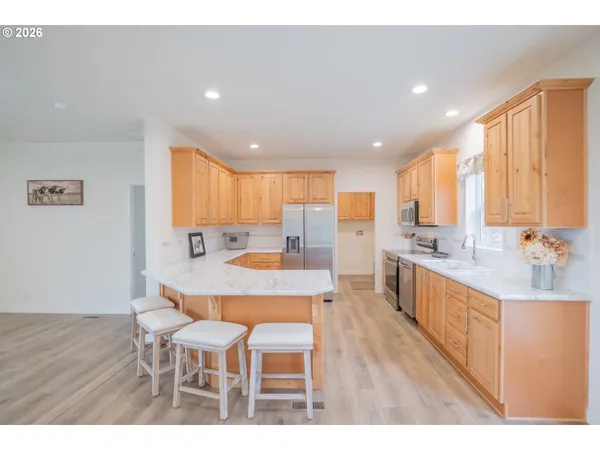 $647,000 | 25589 Cemetery Road, Monroe, OR 97456