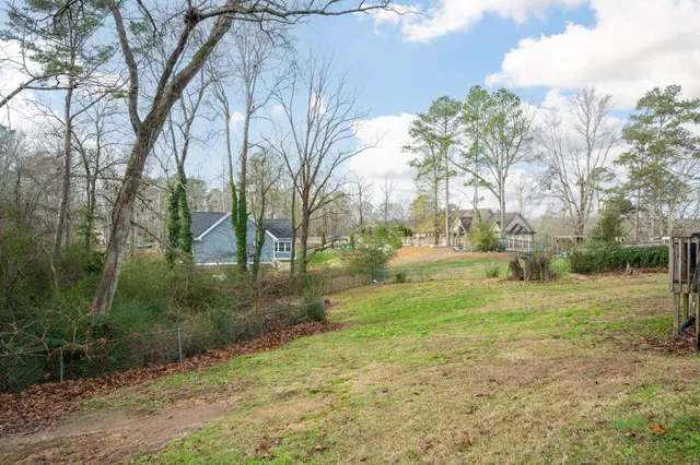 $215,000 | 2214 Glengerrie Drive, Soddy Daisy, TN 37379