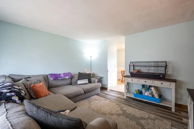 $215,000 | 2214 Glengerrie Drive, Soddy Daisy, TN 37379