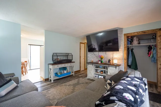 $215,000 | 2214 Glengerrie Drive, Soddy Daisy, TN 37379