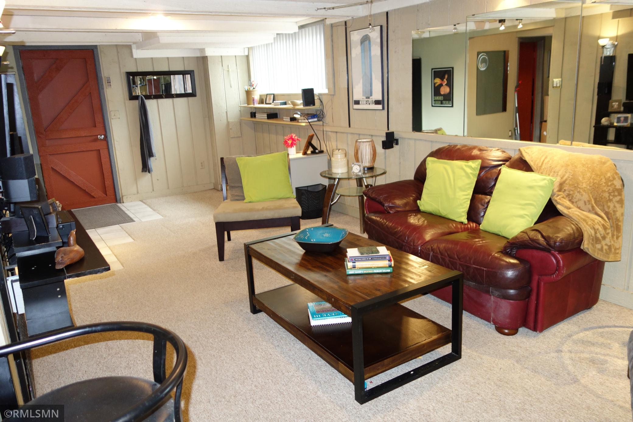 2427 26th Street Northwest Rochester, MN 55901 - Photo 21 of 31 Gallery Image 21