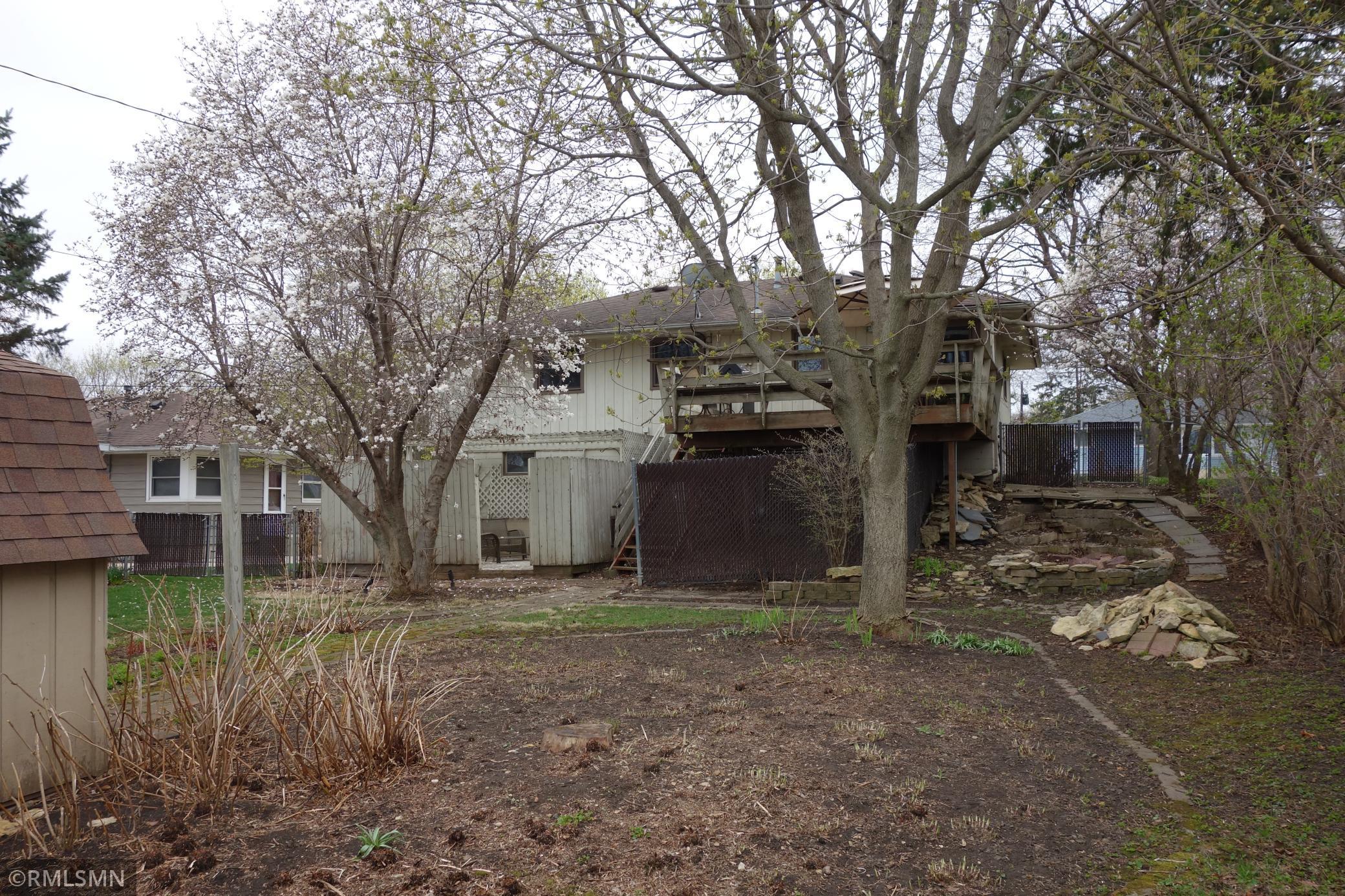 2427 26th Street Northwest Rochester, MN 55901 - Photo 29 of 31 Gallery Image 29
