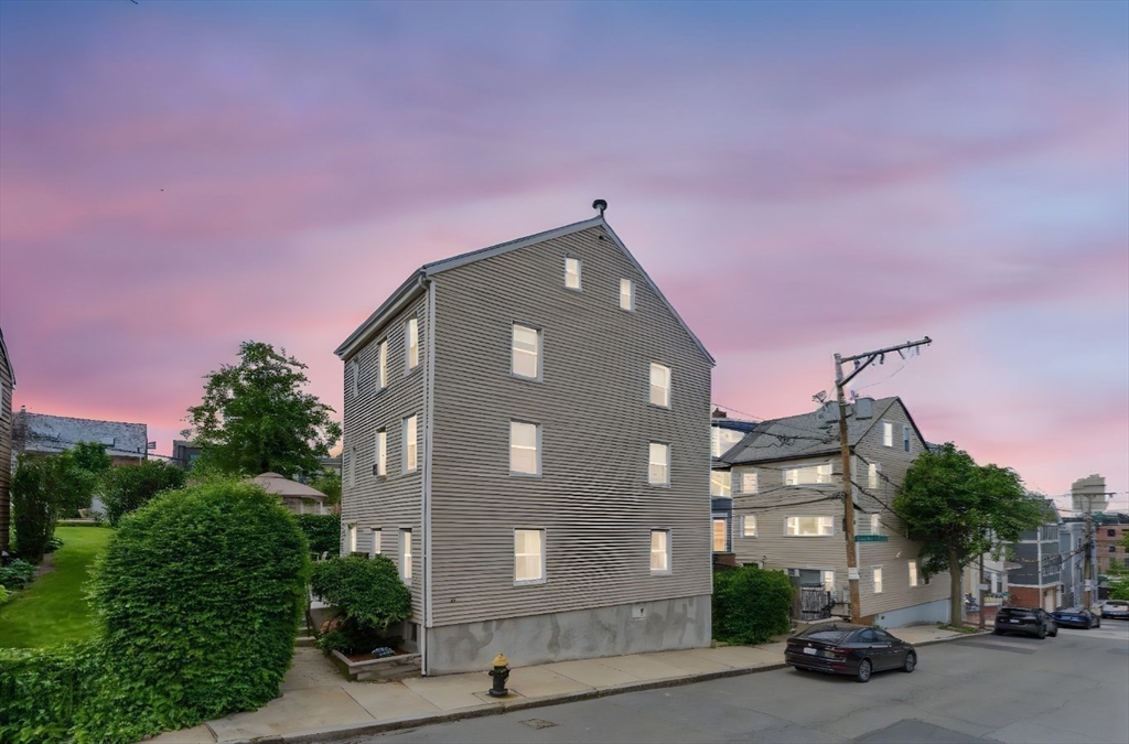 40 Chappie Street, Unit 1 Boston, MA 02129 - Photo 13 of 20