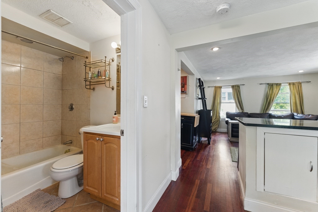 40 Chappie Street, Unit 1 Boston, MA 02129 - Photo 5 of 20