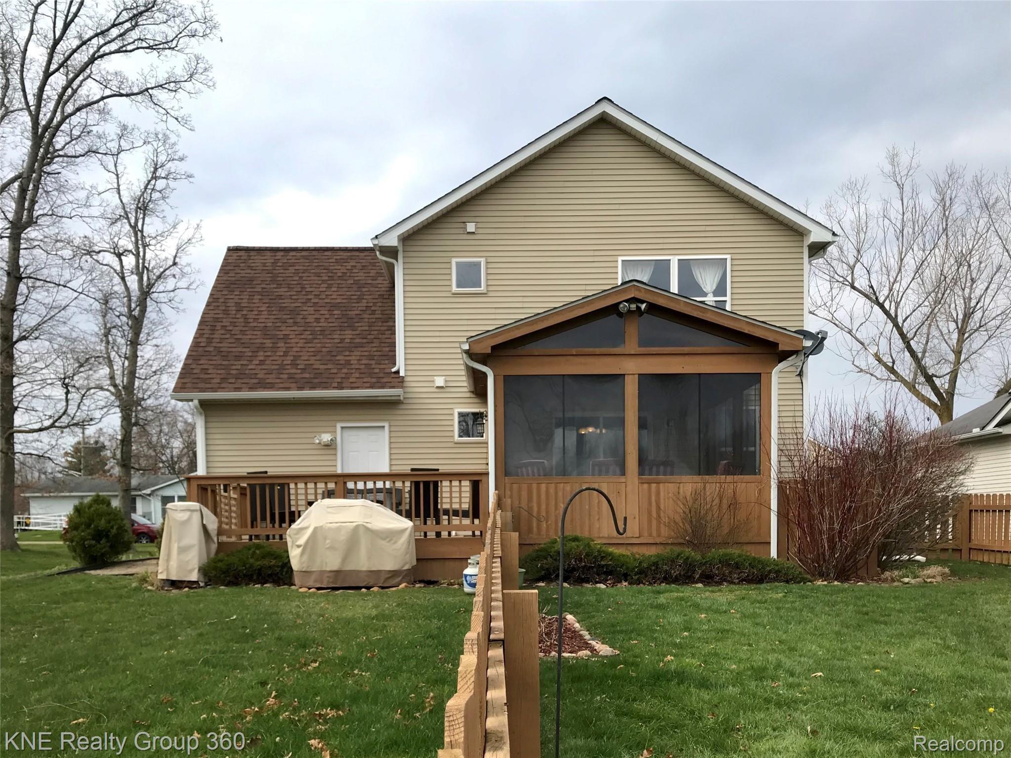 720 Brower Road Fowlerville, MI 48836 - Photo 14 of 38 8F0751E7-2968-4DF3-A796-D2507E84FF05.jpeg