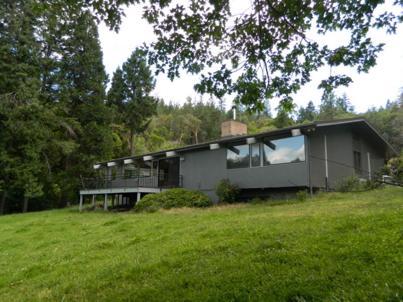 12320 Water Gap Road Williams, OR 97544 - Photo 4 of 53 Main House