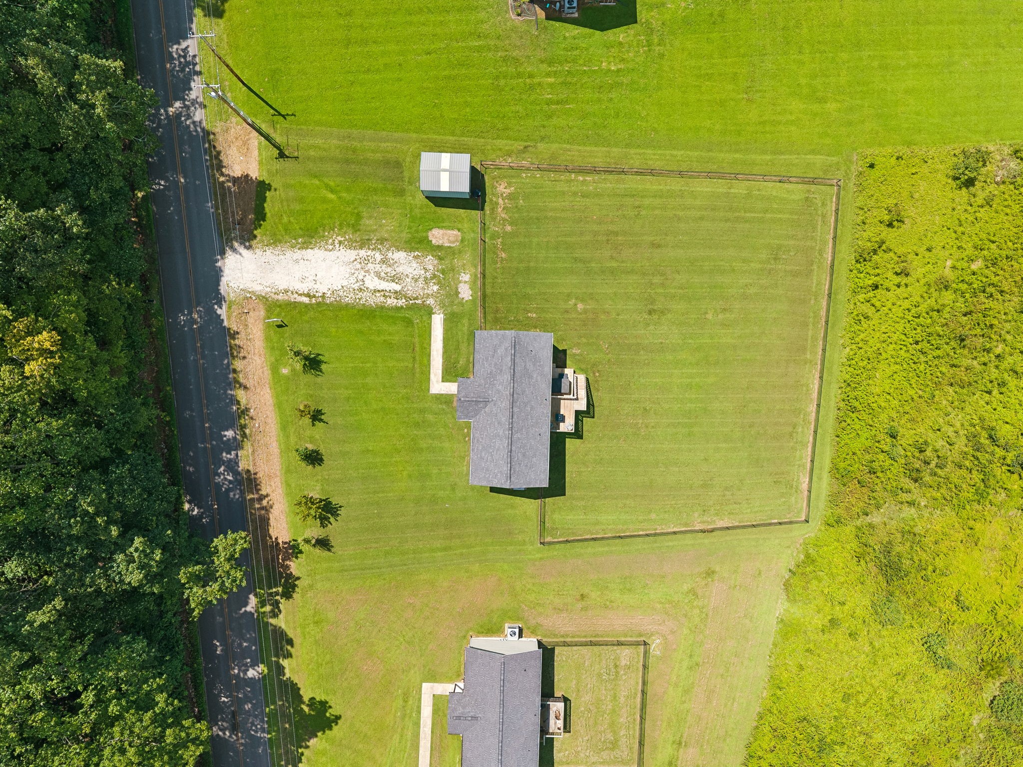 677 Steele Road Charlotte, TN 37036 - Photo 40 of 42 Gallery Image 40