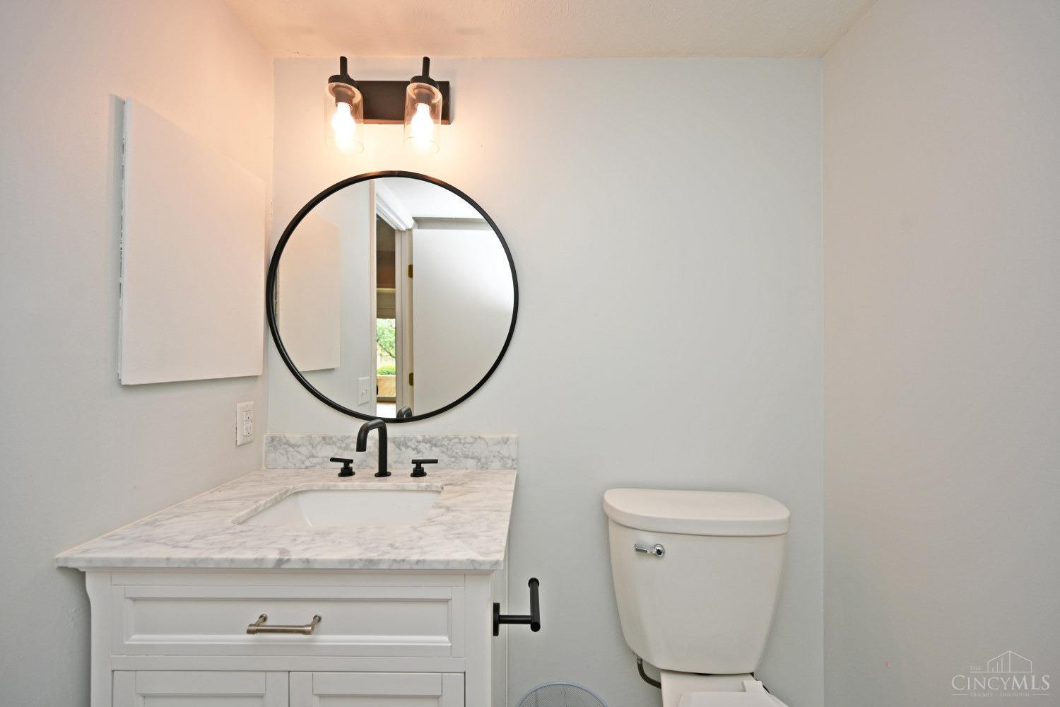 7284 East Galbraith Road Cincinnati, OH 45243 - Photo 20 of 58