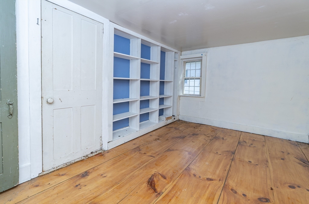 6 Spring Street Amesbury, MA 01913 - Photo 22 of 33