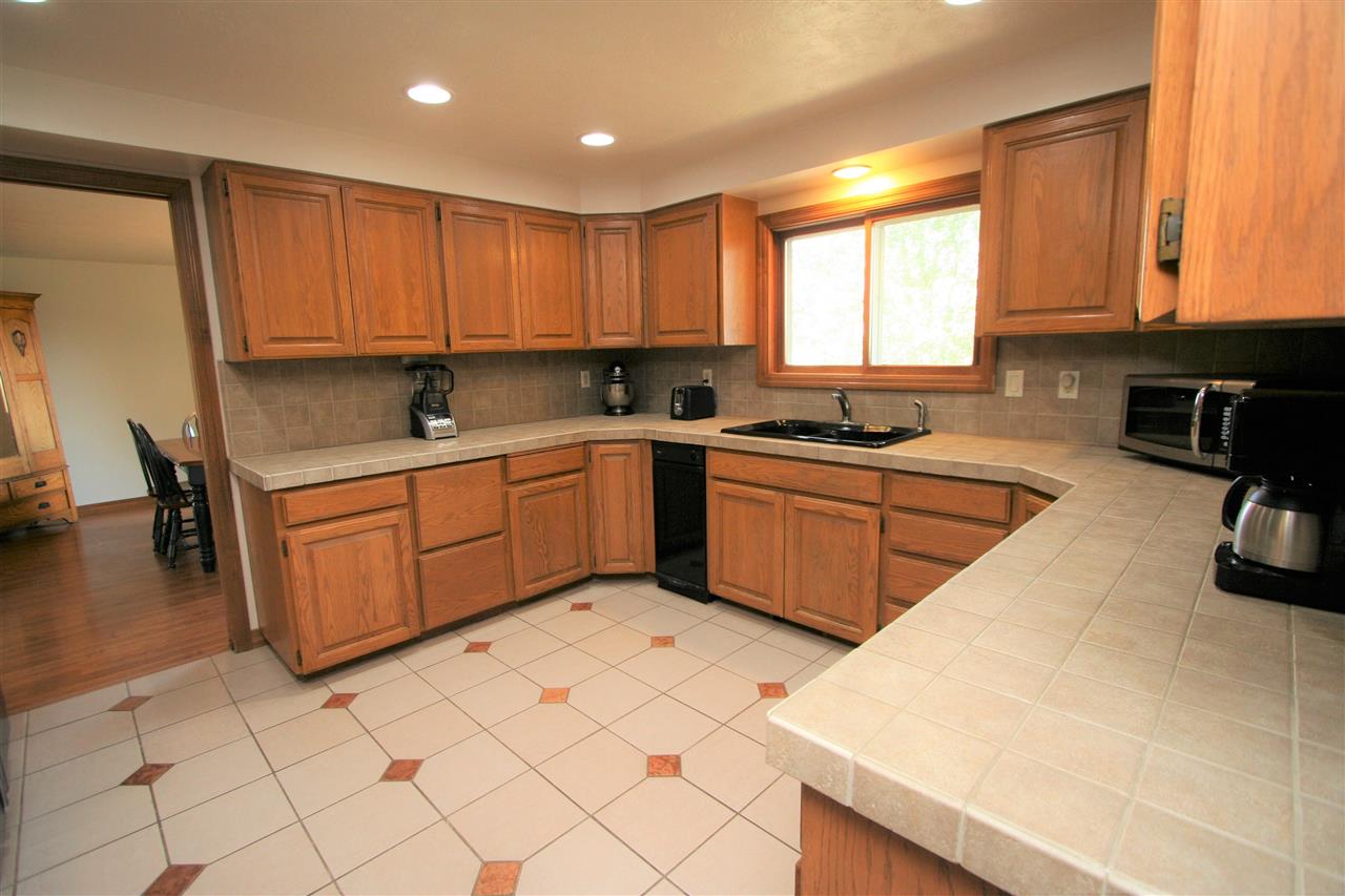 15611 South Madison Road Valleyford, WA 99036 - Photo 14 of 20
