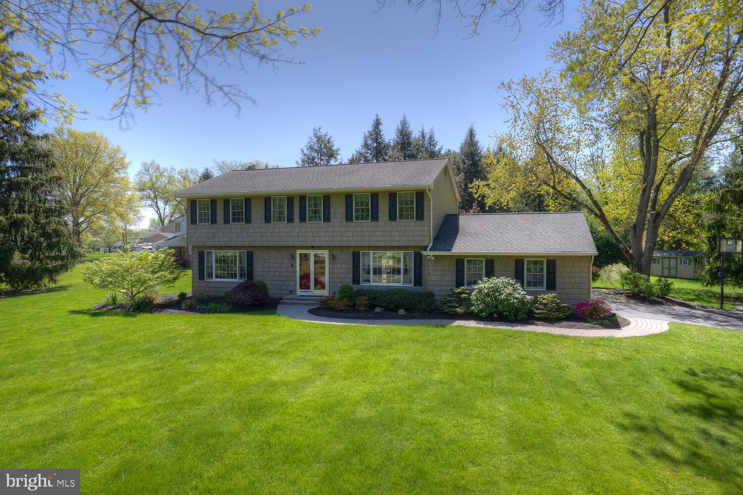 Whole house has vinyl siding on exterior