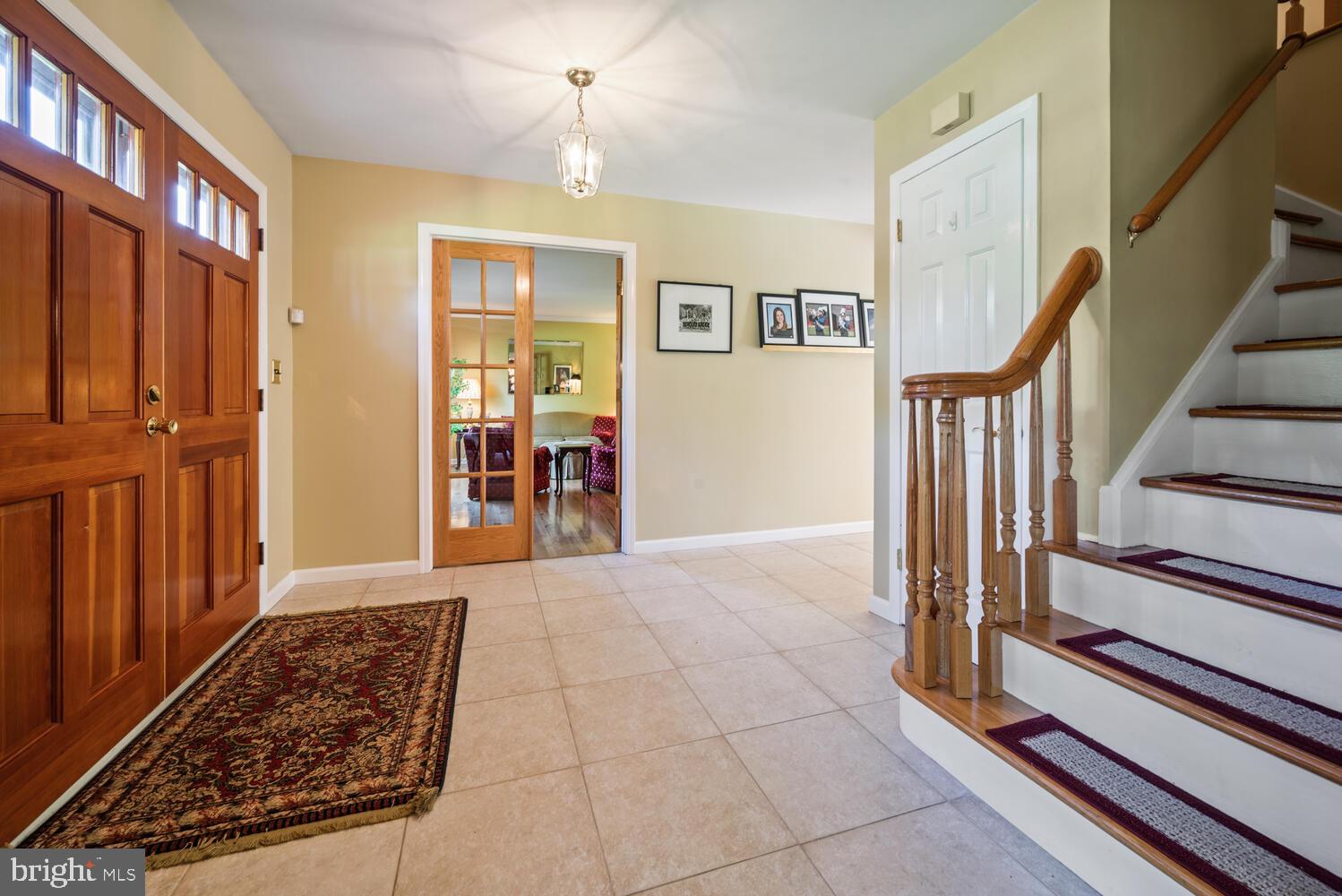 2 Manor Ridge Drive Princeton Junction, NJ 08550 - Photo 12 of 49 Large hallway