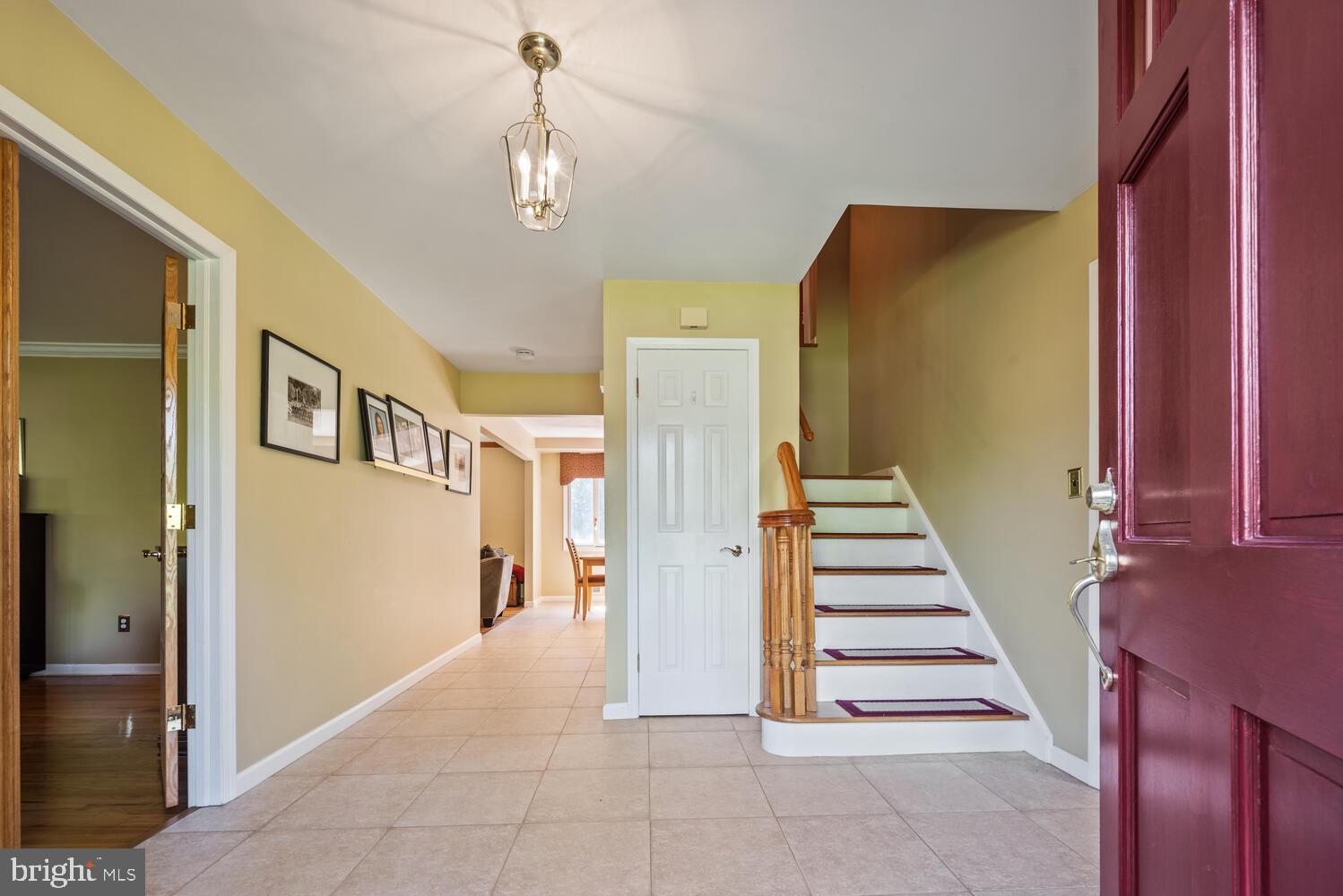 2 Manor Ridge Drive Princeton Junction, NJ 08550 - Photo 13 of 49 Stairs to right