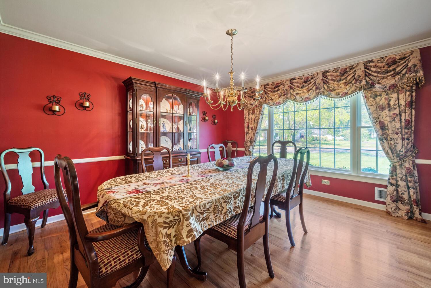 2 Manor Ridge Drive Princeton Junction, NJ 08550 - Photo 18 of 49 Dining room