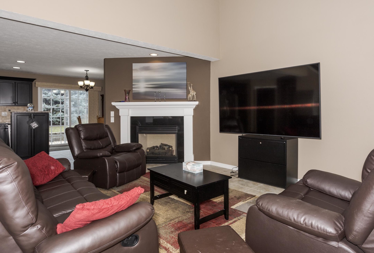314 Fieldcrest Court Normal, IL 61761 - Photo 5 of 30 Gallery Image 5
