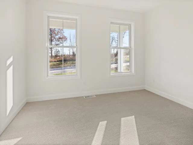 $865,000 | 77 Daniel Drive, South Burlington, VT 05403