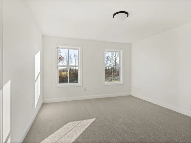 $865,000 | 77 Daniel Drive, South Burlington, VT 05403