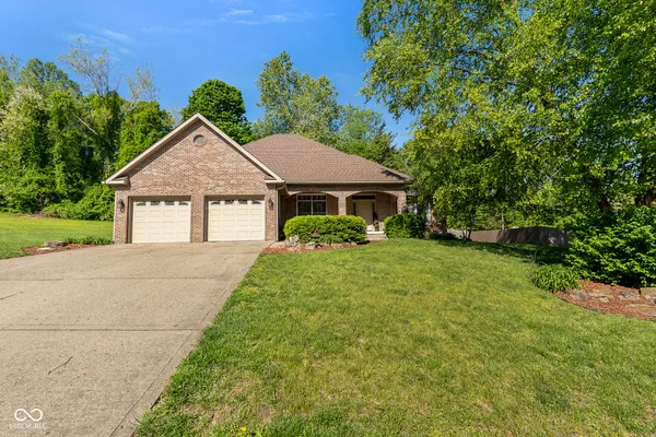 $435,000 | 2545 Eisenhower Lane, Terre Haute, IN 47803