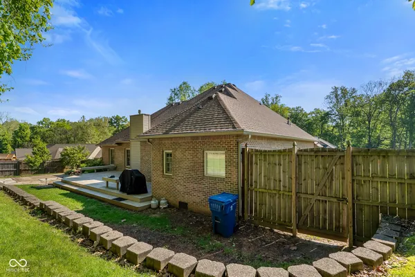 $435,000 | 2545 Eisenhower Lane, Terre Haute, IN 47803