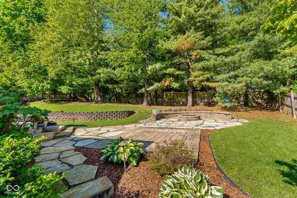 $435,000 | 2545 Eisenhower Lane, Terre Haute, IN 47803