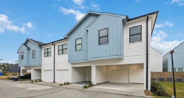 $1,680 | 4604 Indie Heights Lane, Unit B, Houston, TX 77018