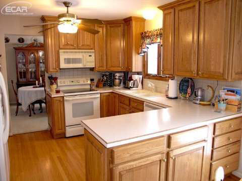 6302 Kings Pointe Road Grand Blanc, MI 48439 - Photo 5 of 37 20430272-4.JPG