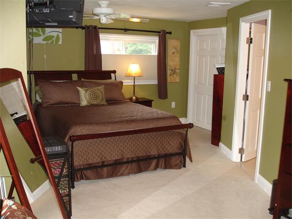 15 Belnap Road Norwood, MA 02062 - Photo 13 of 22 Gallery Image 13