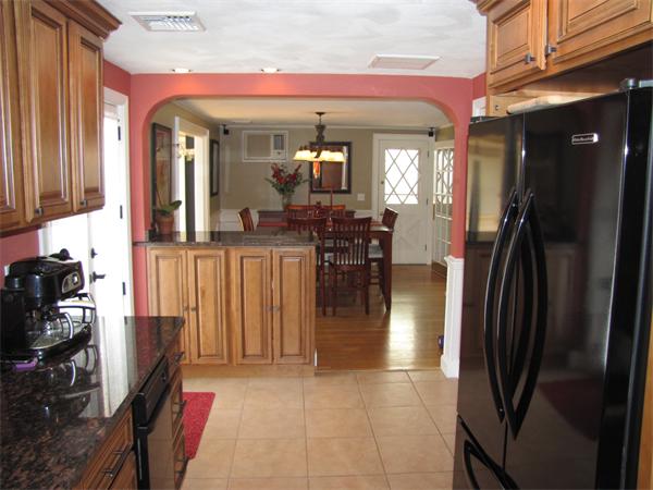 15 Belnap Road Norwood, MA 02062 - Photo 10 of 22 Gallery Image 10