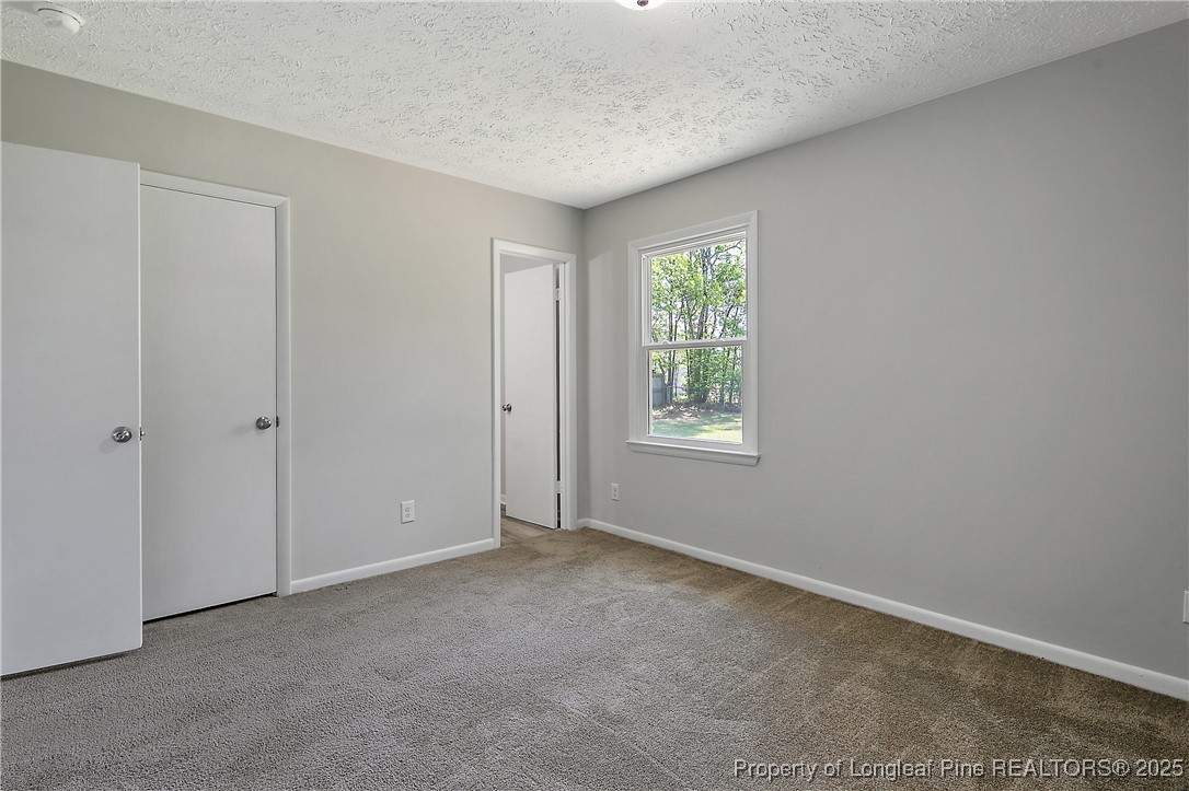 6315 Rustic Ridge Hope Mills, NC 28348 - Photo 14 of 25 Gallery Image 14