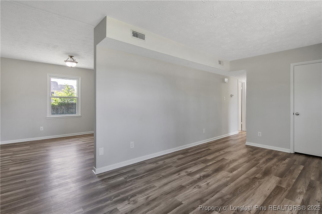 6315 Rustic Ridge Hope Mills, NC 28348 - Photo 4 of 25 Gallery Image 4
