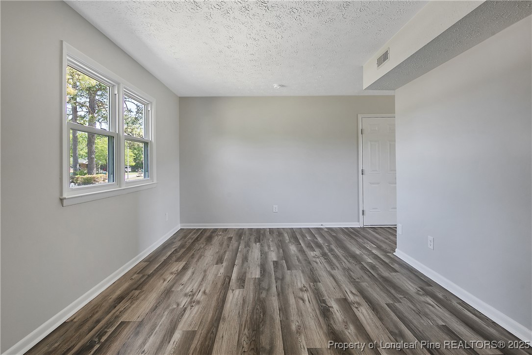 6315 Rustic Ridge Hope Mills, NC 28348 - Photo 6 of 25 Gallery Image 6