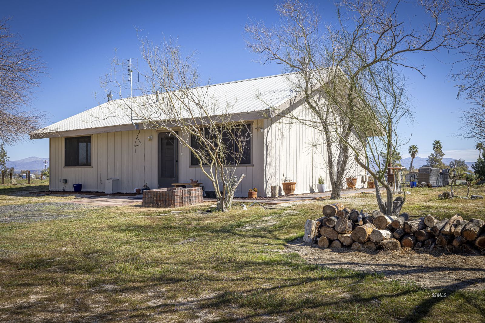 7920 Neal Ranch Road Inyokern, CA 93527 - Photo 2 of 30