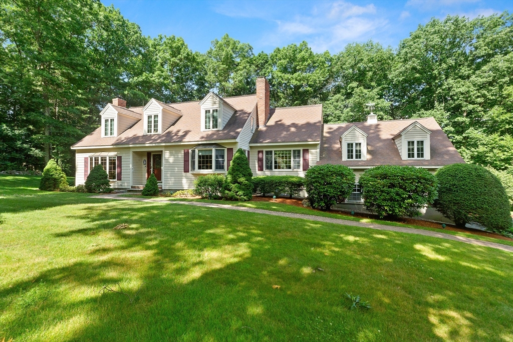 22 Brady Loop Andover, MA 01810 - Photo 6 of 42 Gallery Image 6