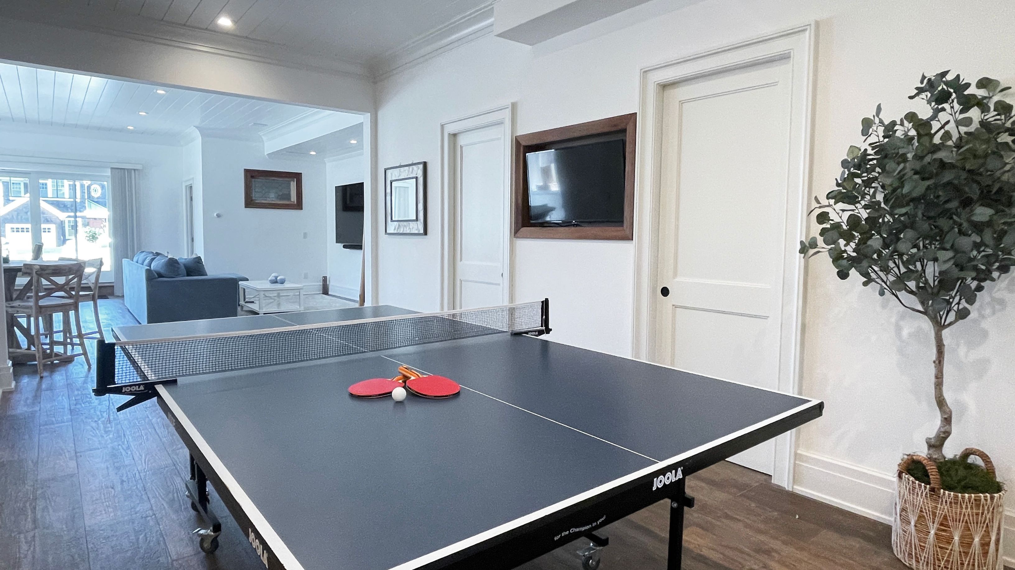 938 Sound Shore Road Riverhead, NY 11901 - Photo 37 of 51