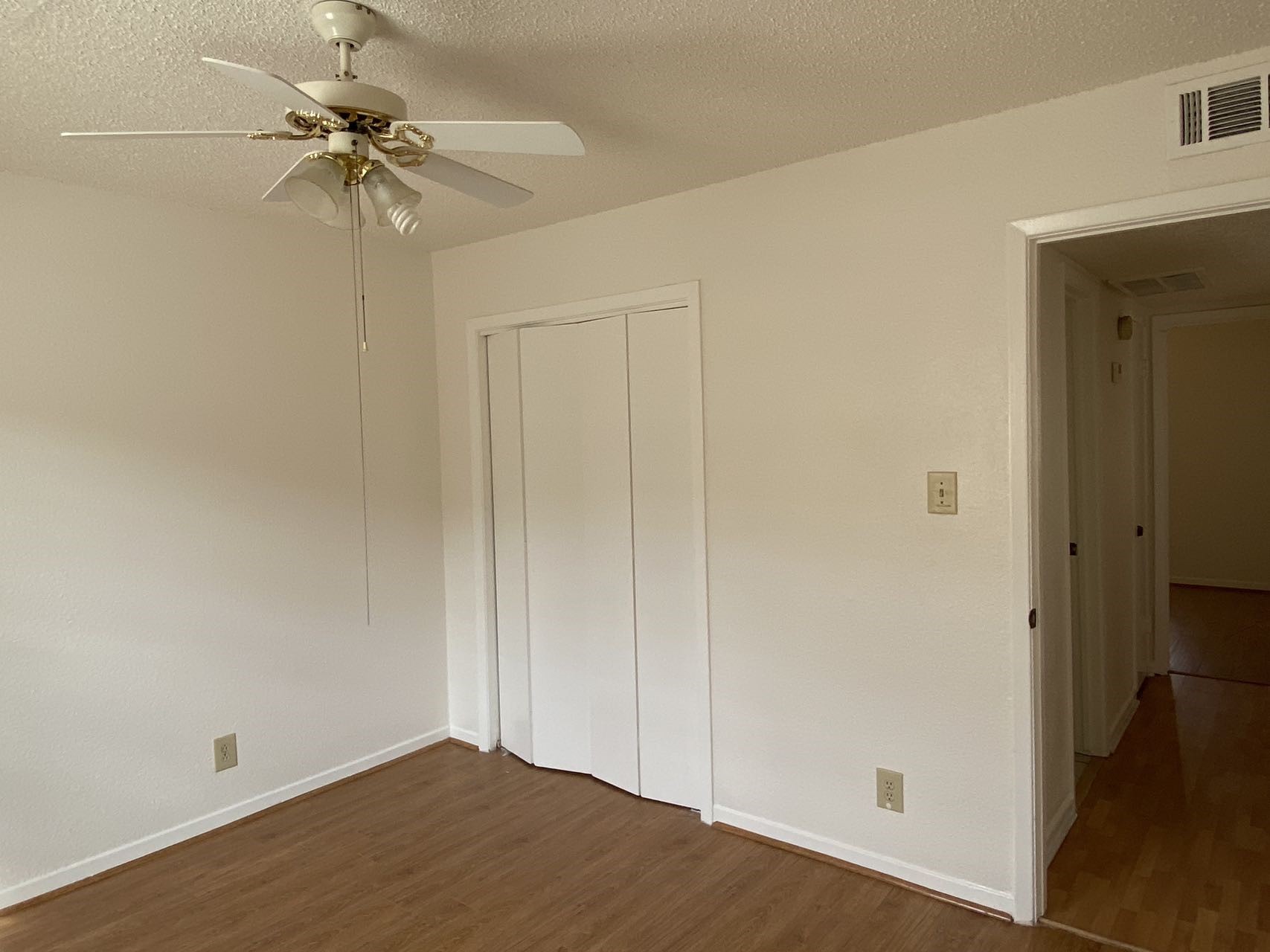 6201 Ranchester Drive, Unit 19 Houston, TX 77036 - Photo 18 of 26 wooden floor in an empty room