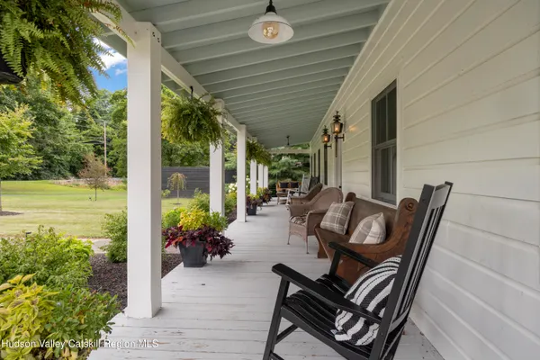 $1,239,000 | 1552 County Road 23B, Catskill, NY 12451