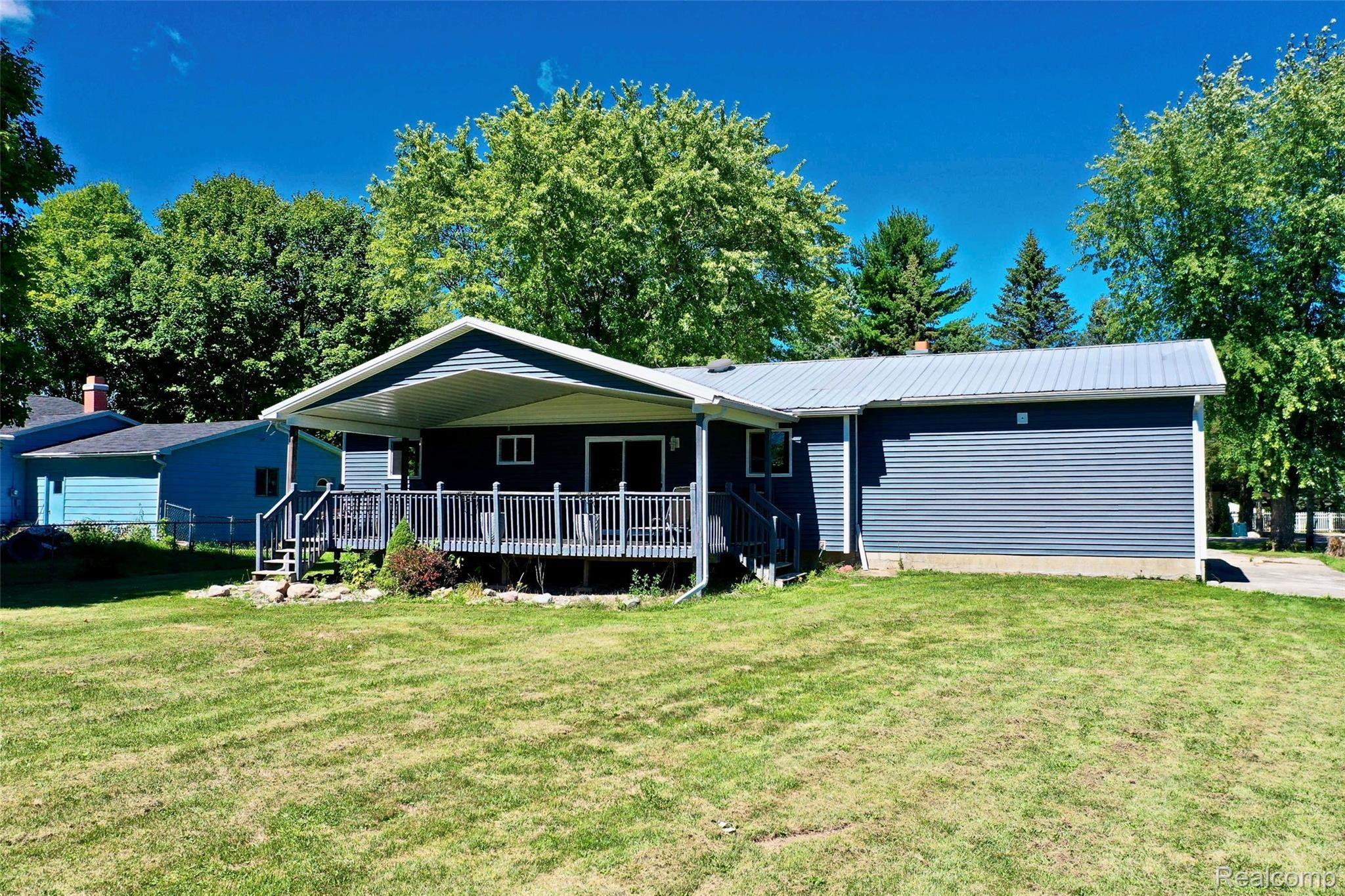 4346 Crosby Road Flint, MI 48506 - Photo 39 of 47 B2A55E3C-3C91-499B-A964-60CC8D23C395_1_201_a.jpeg