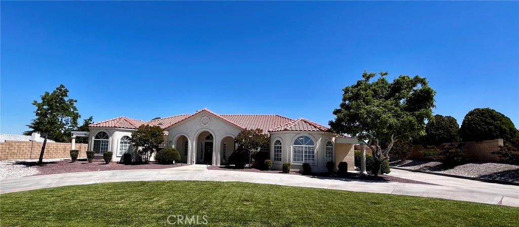 20230 Quail Run Road Apple Valley, CA 92308 - Photo 5 of 74