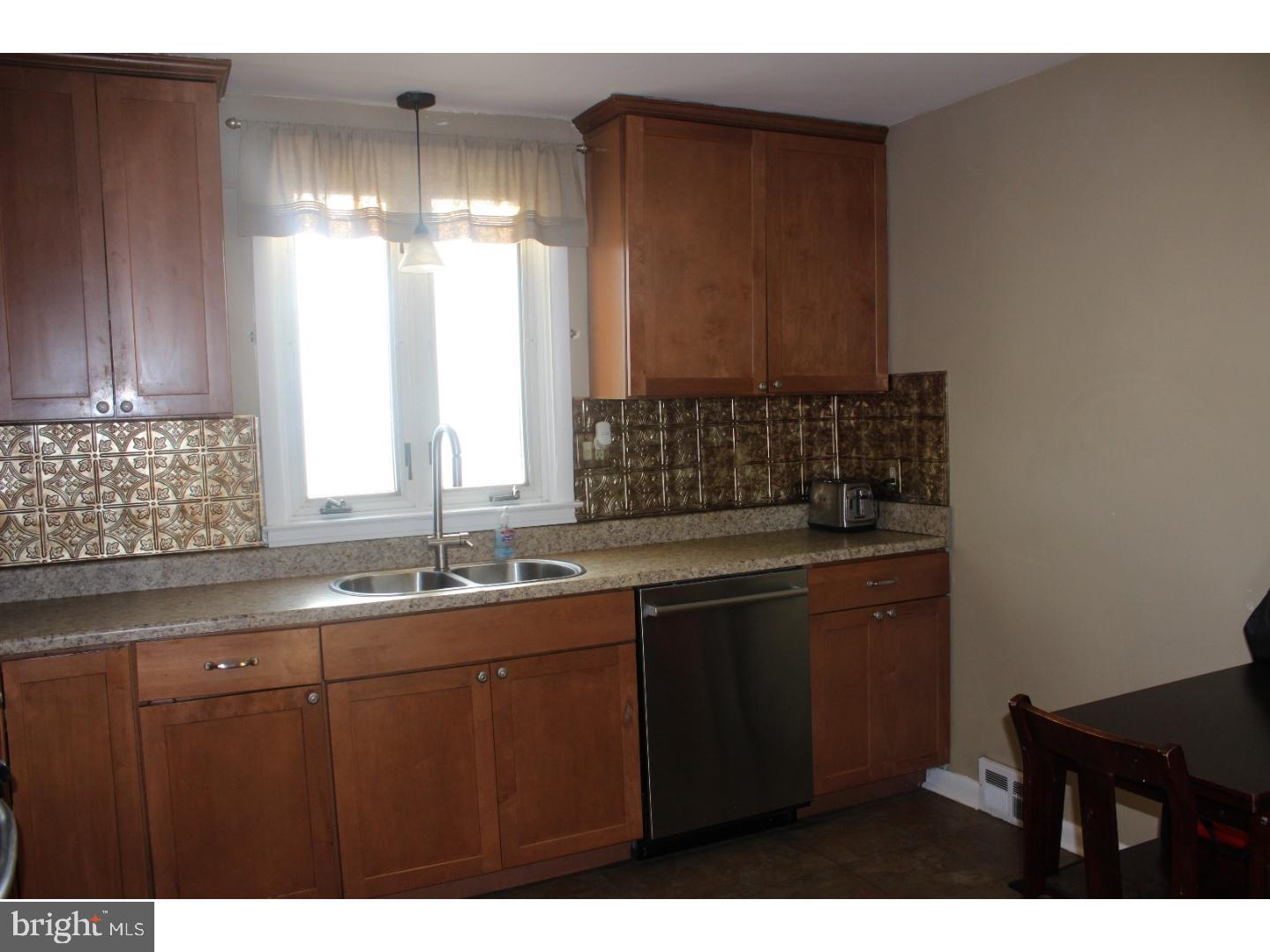 771 Claire Road Philadelphia, PA 19128 - Photo 8 of 22 Gallery Image 8