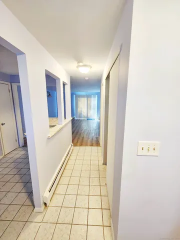 $190,000 | 218 Wakefield Circle, Unit 218, East Hartford, CT 06118