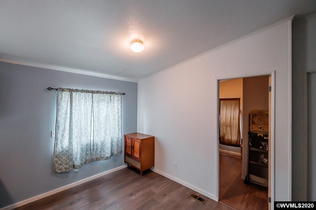 39098 Dexter Road, Unit 2 Dexter, OR 97431 - Photo 10 of 41